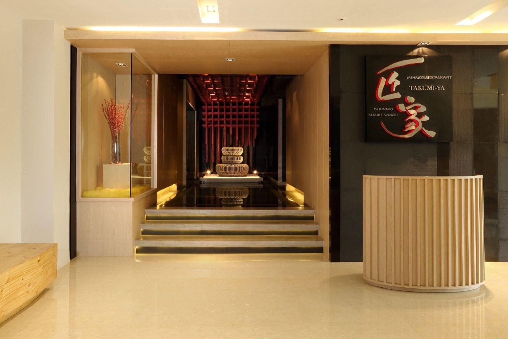 Hotel Max Nay Pyi Taw Naypyidaw Екстер'єр фото
